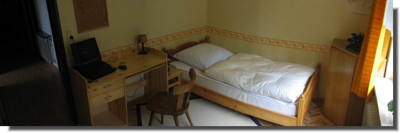 Im Einzelbettzimmer l��t sich ungest�rt arbeiten.